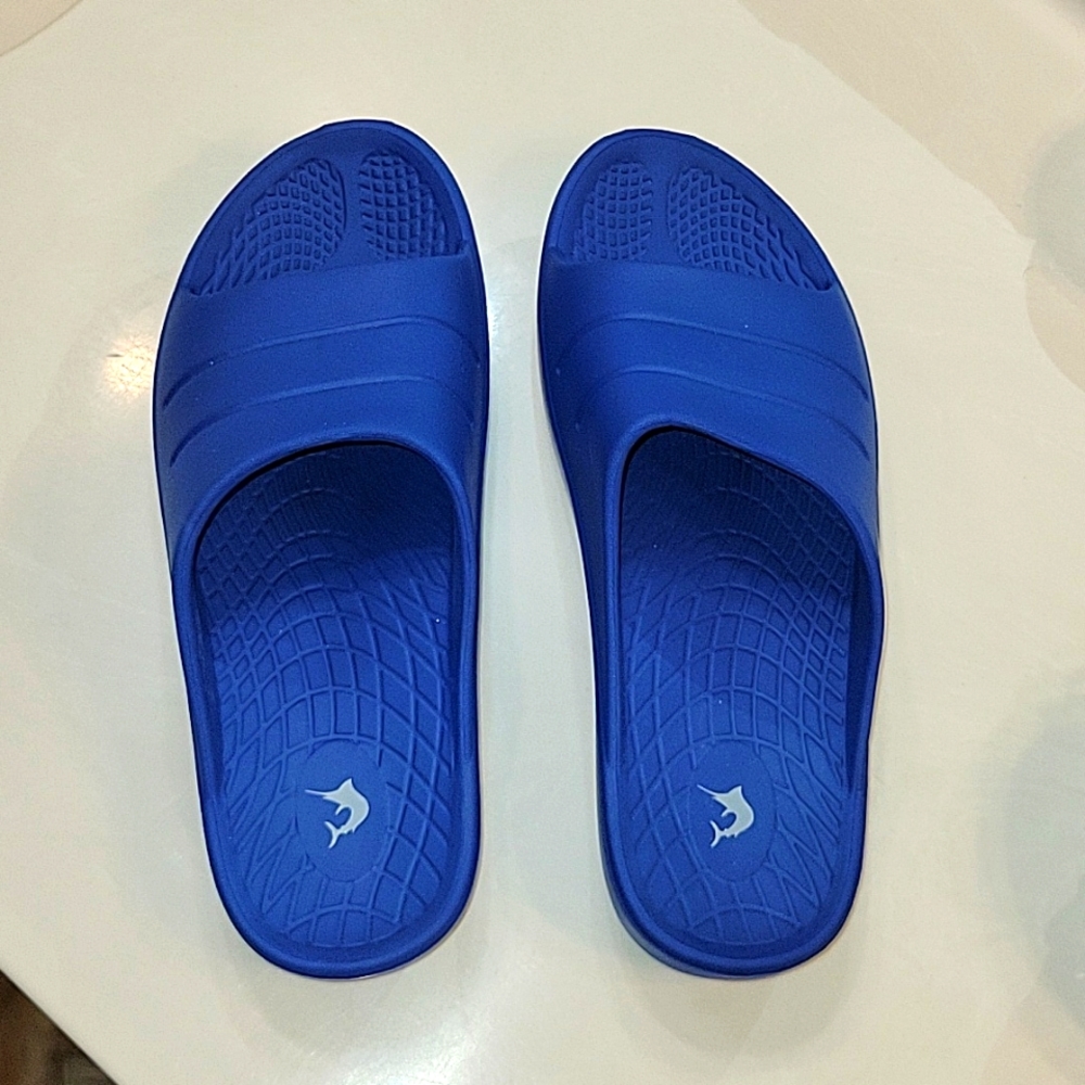 Reel Legends Slides / Sandals